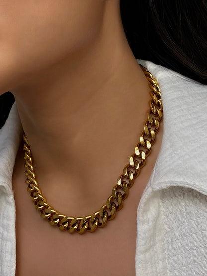 CHUNKY GOLD CUBAN CHAIN NECKLACE